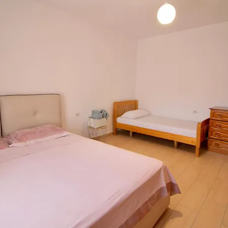 Center Apartment Sarande